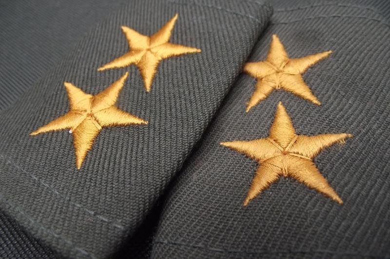 Gulf War Iraqi Slip-on Shoulder Boards. 1st Lieutenant. — image 2