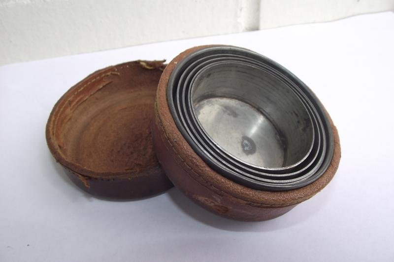 American Collapsible Drinking Cup. — image 2