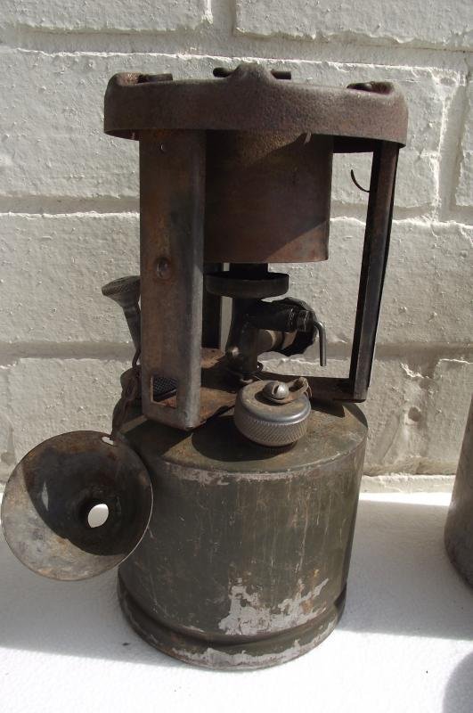 1944 Dated U.S.Army Personal Cooker. — image 2