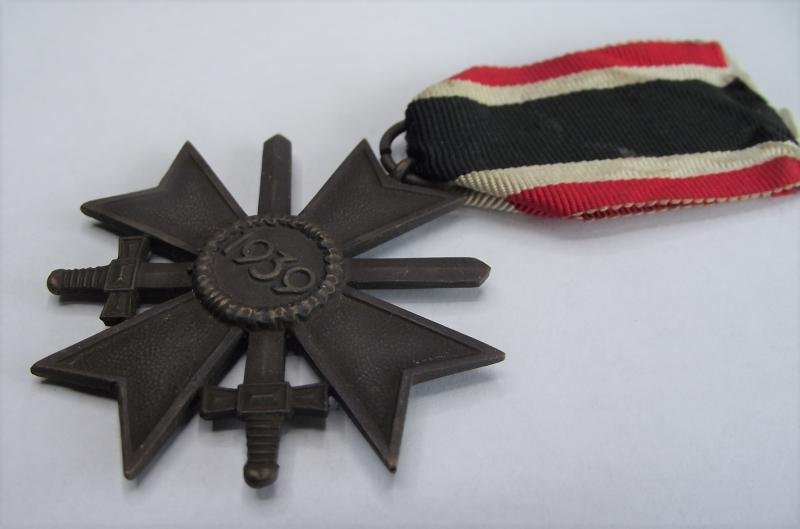 War Merit Cross Second Class with Swords. — image 3