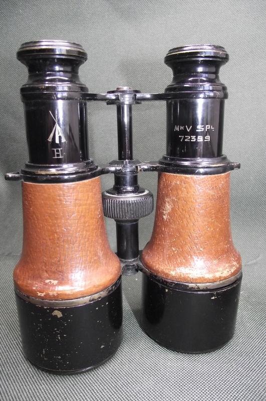 Matching British WW1 Binoculars and 1917 Dated Leather Case. — image 4