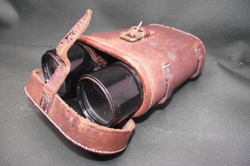 Matching British WW1 Binoculars and 1917 Dated Leather Case. — image 9