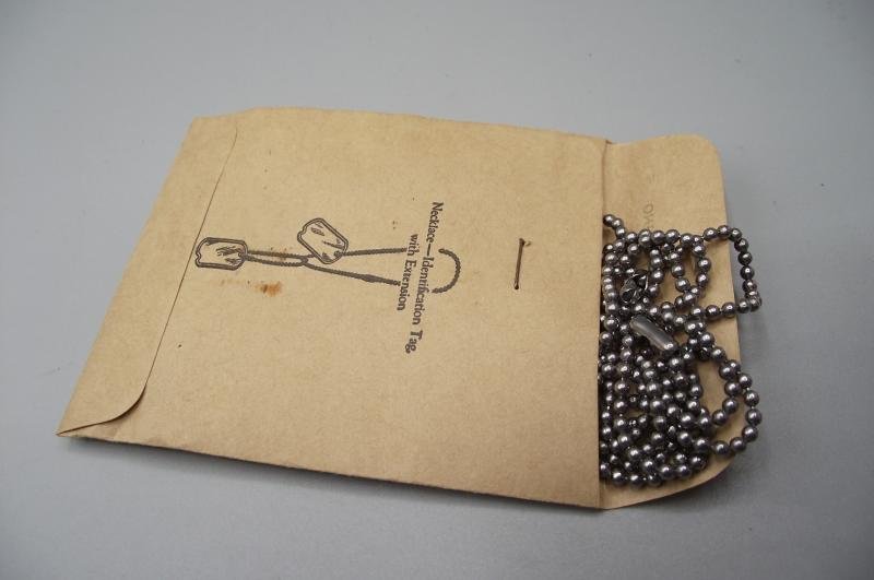 5 X 1945 Dated U.S. Military Dog Tag Chains. — image 4