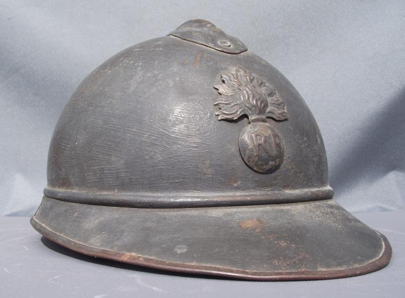 French WW1 Adrian Helmet. — image 3