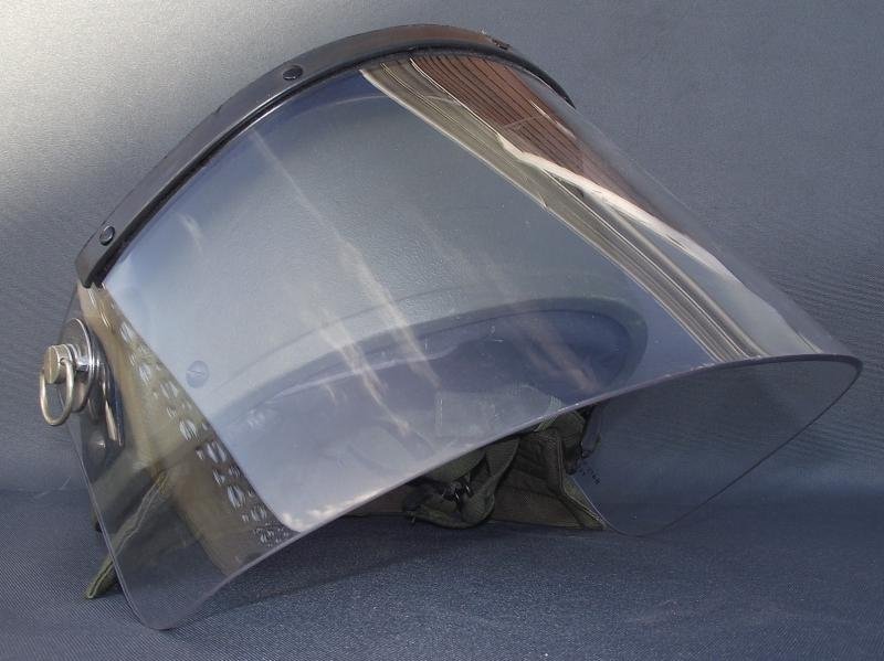 British GS MK6 Riot Helmet with Visor. — image 2