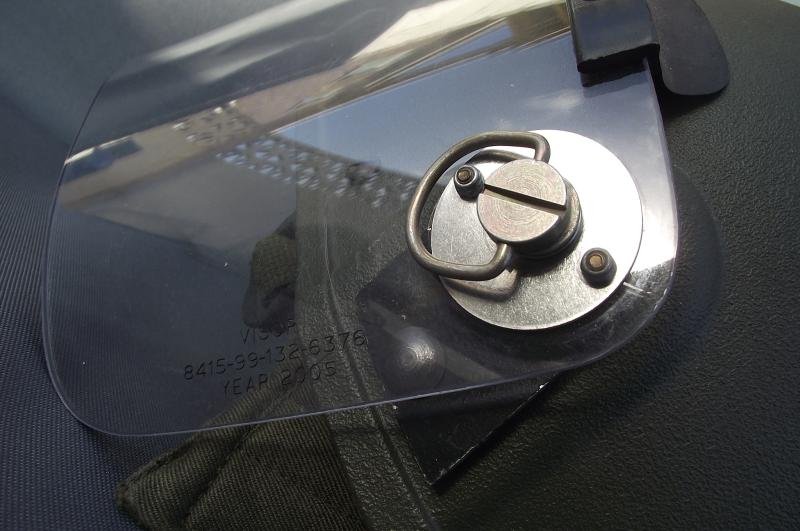 British GS MK6 Riot Helmet with Visor. — image 7