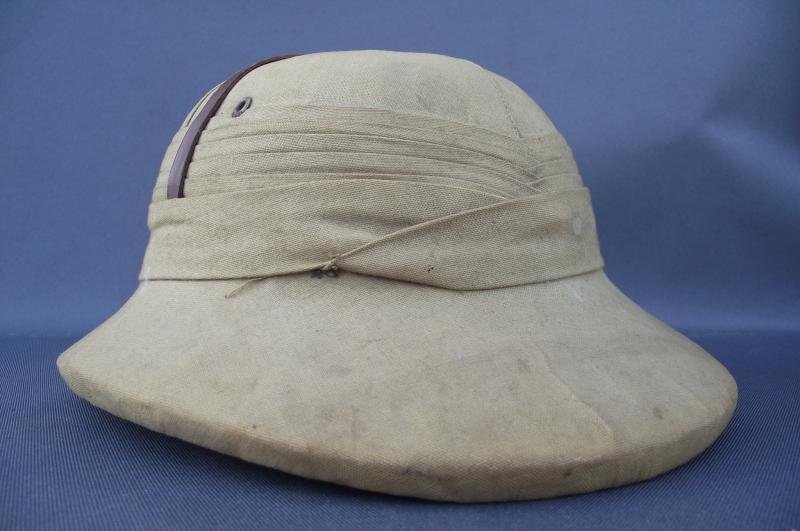 Bombay Bowler. — image 4