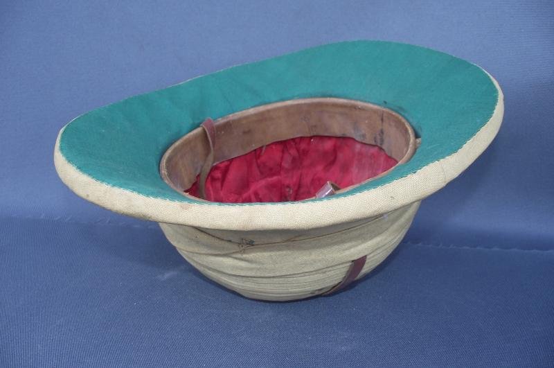 Bombay Bowler. — image 8