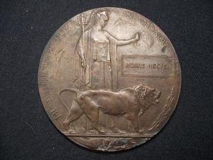 WW1 British Death Plaque. MORRIS HOOPER. 2ND Lieut Queens Westminster …