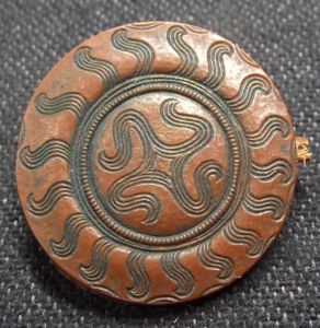 WW2 German Schmuck Alter Kulturvolker mit Hakenkreuz-Symbol.