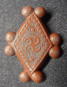 WW2 German Schmuck Alter Kulturvolker mit Hakenkreuz-Symbol.