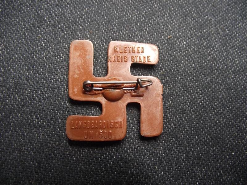 WW2 German Schmuck Alter Kulturvolker mit Hakenkreuz-Symbol. — image 3