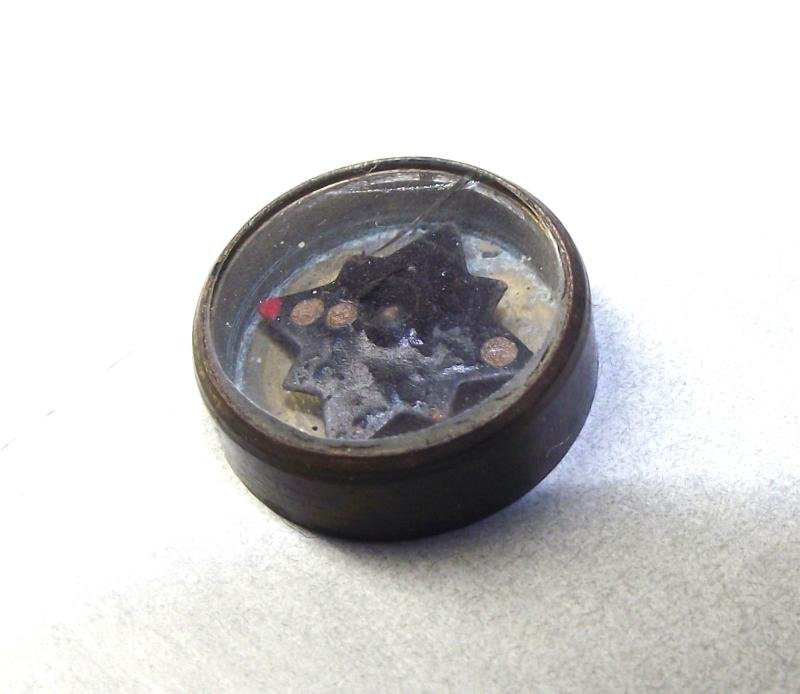 WW2 British Escape Compass. — image 3