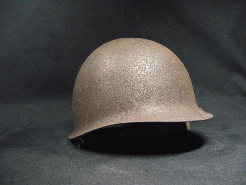 WW2 U.S. Army M1 Front Seam Swivel Bail Combat Helmet Shell. — image 2
