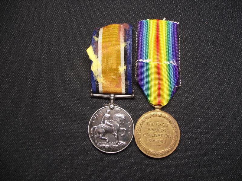 WW1 British Medal Pair. Essex Regiment. — image 2