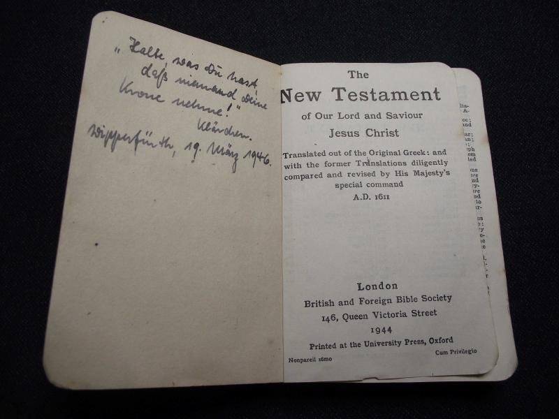1944 Dated Soldiers New Testament with 1946 Dated German Written Sentiment. — image 5