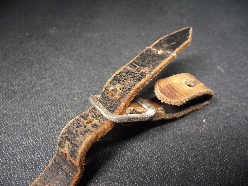 Complete WW2 German Steel Helmet Chinstrap. — image 10