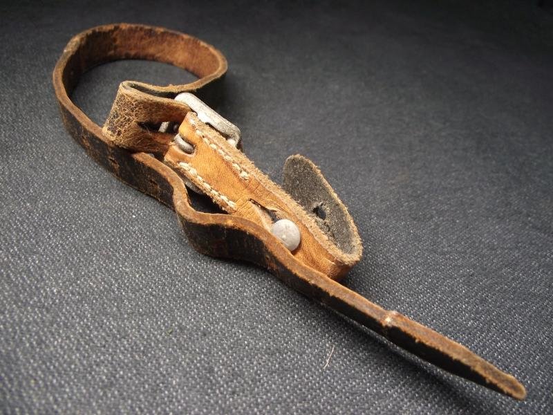 Complete WW2 German Steel Helmet Chinstrap. — image 2