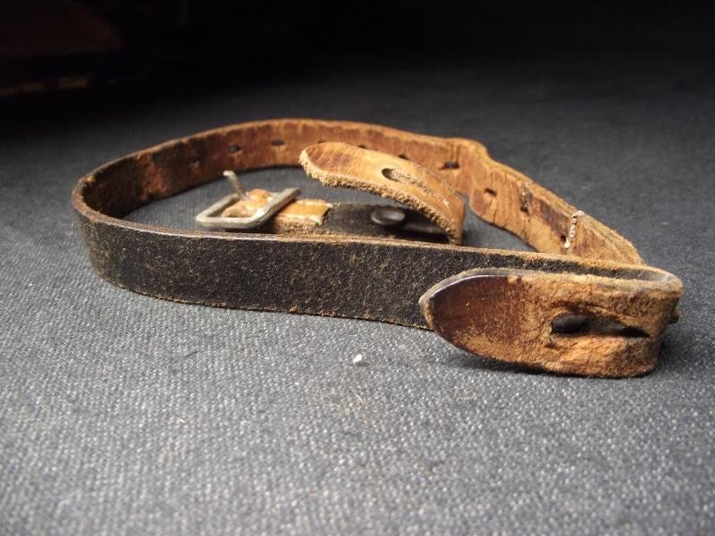 Complete WW2 German Steel Helmet Chinstrap. — image 5