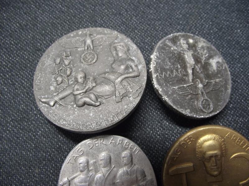 4 X Third Reich Event Badges. — image 2