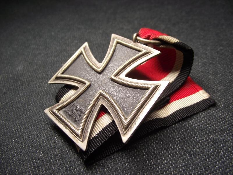WW2 German Iron Cross 2nd Class. MM52, Gottleib and Wagner. — image 6