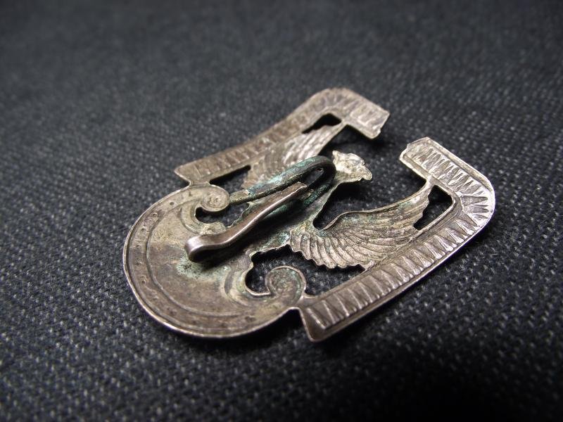 WW2 Modified Polish Airforce Metal Cap Badge. — image 6