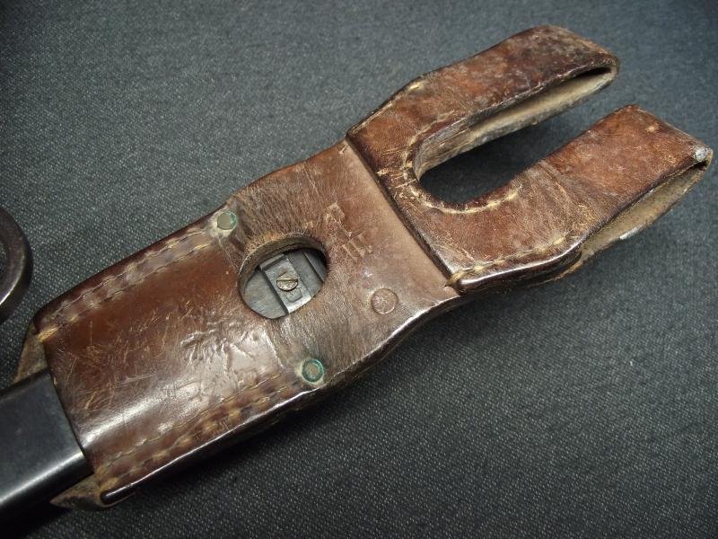 WW2 Japanese Arisaka Type 30 Rifle Bayonet and Scabbard with its Period Leather Frog. Minty? — image 8