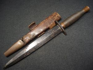 B2 Third Pattern F-S Commando Dagger, Heavy Blade, Mid War.
