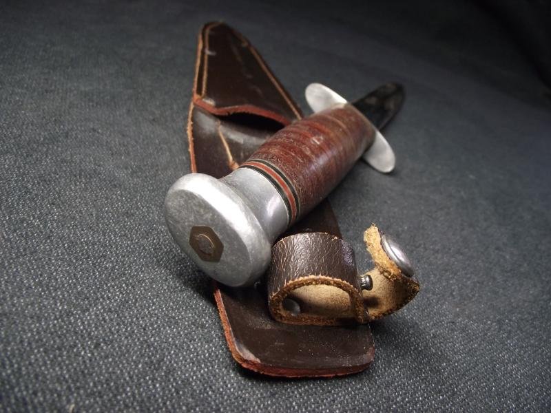 Rodgers Fighting Knife. — image 9