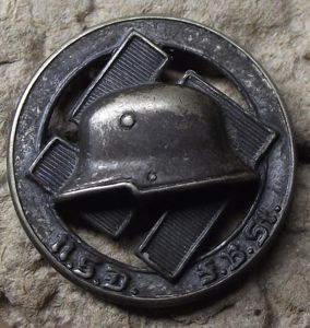 WW2 German NSD-FBSt ''Frontkampferbund'' Membership Badge.