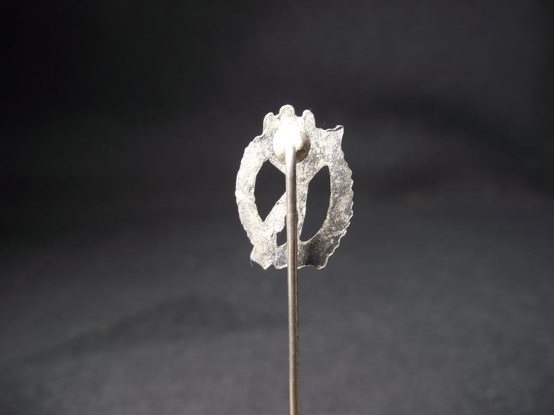 WW2 German Silver Infantry Assault Stick Pin. — image 3