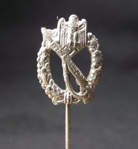 WW2 German Silver Infantry Assault Stick Pin.