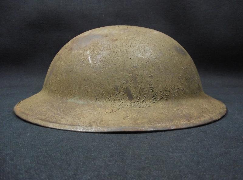 British WW1, Brodie, MK1 Steel Helmet. Named. — image 2