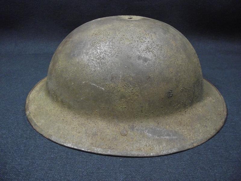 British WW1, Brodie, MK1 Steel Helmet. Named. — image 4