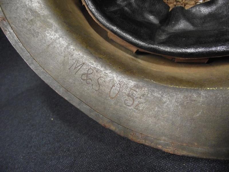 British WW1, Brodie, MK1 Steel Helmet. Named. — image 6