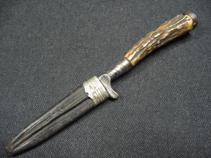 WW1 German Trench Knife. — image 8