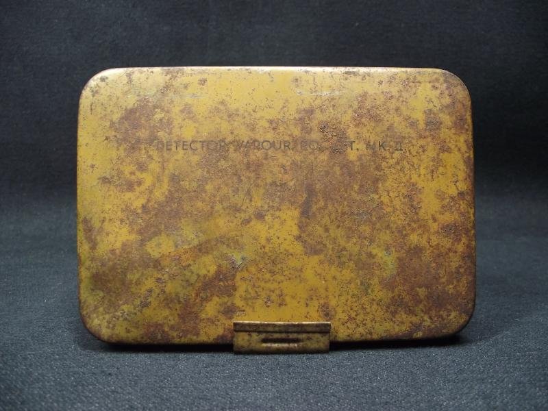 1944 Dated Detector Vapour Pocket MK2 Tin. — image 2