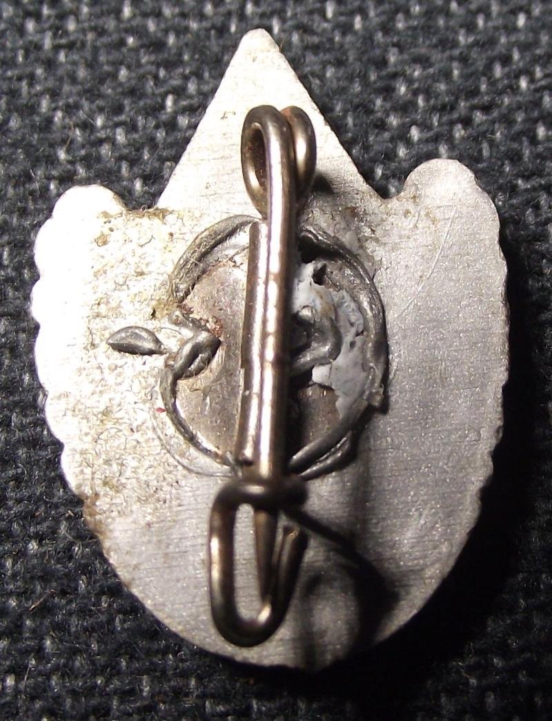 1940 Dated Hitler Youth Sports Participants Badge. — image 3