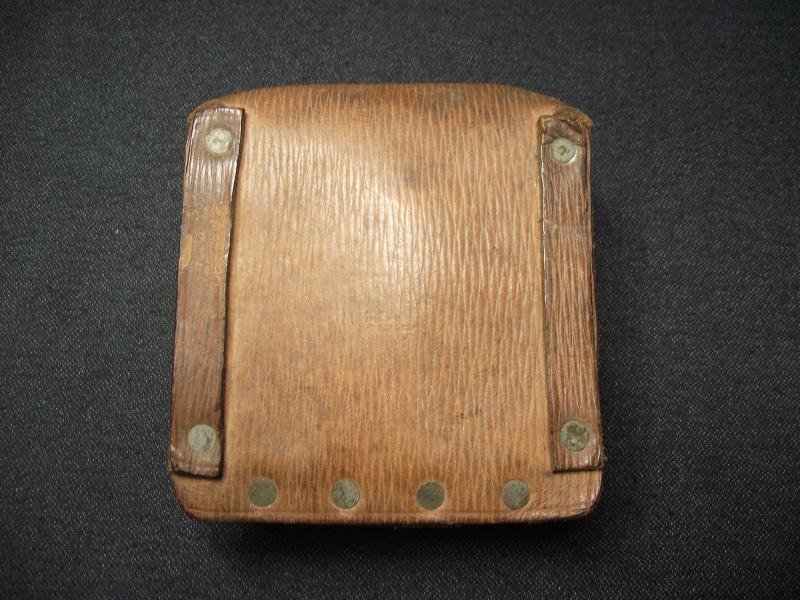 WW2 Home Guard Officers 39 Pattern Leather Ammo Pouch. — image 5