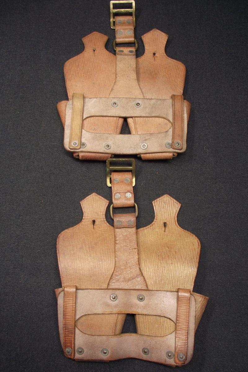 WW2 Home Guard 39 Pattern Leather Cartridge Carrier Pair. Un-Issued. — image 2