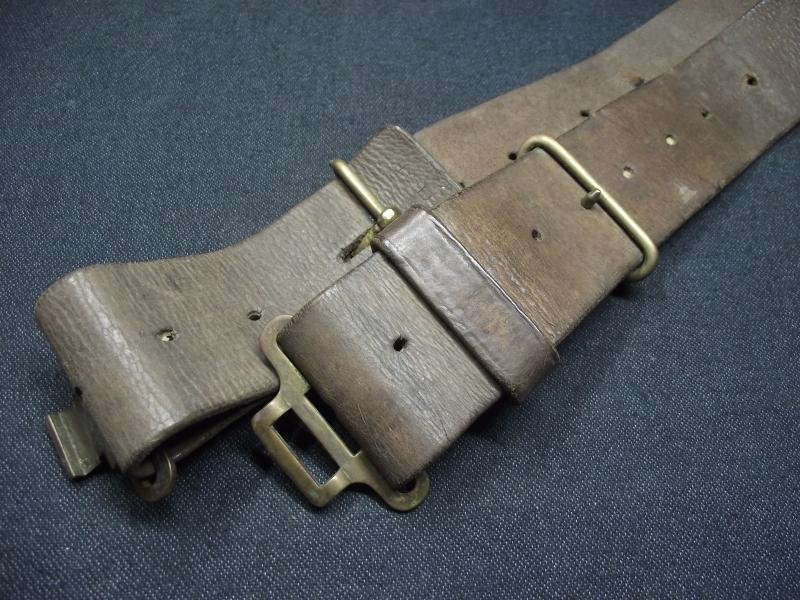 WW2 Home Guard 39 Pattern Leather Belt. — image 2