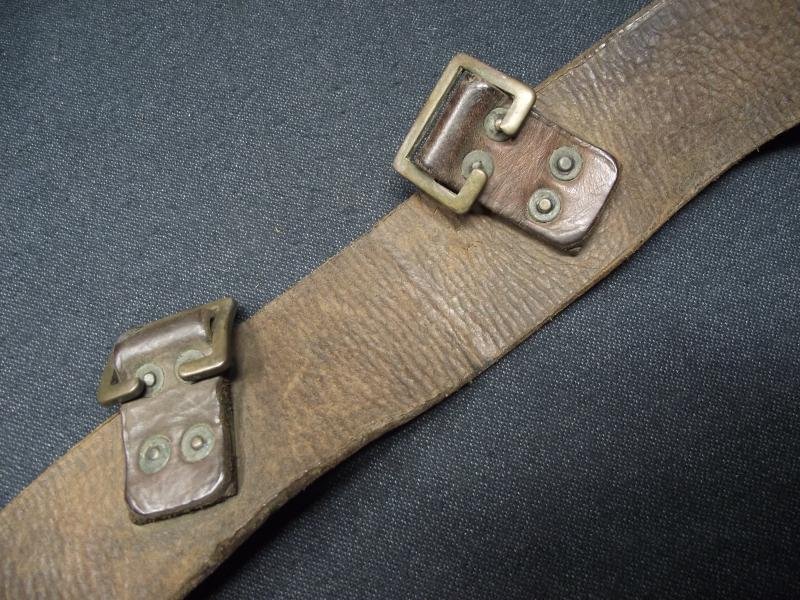 WW2 Home Guard 39 Pattern Leather Belt. — image 3