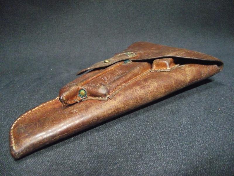 Swedish M/1940 Lahti Pistol Holster and Tools. — image 2