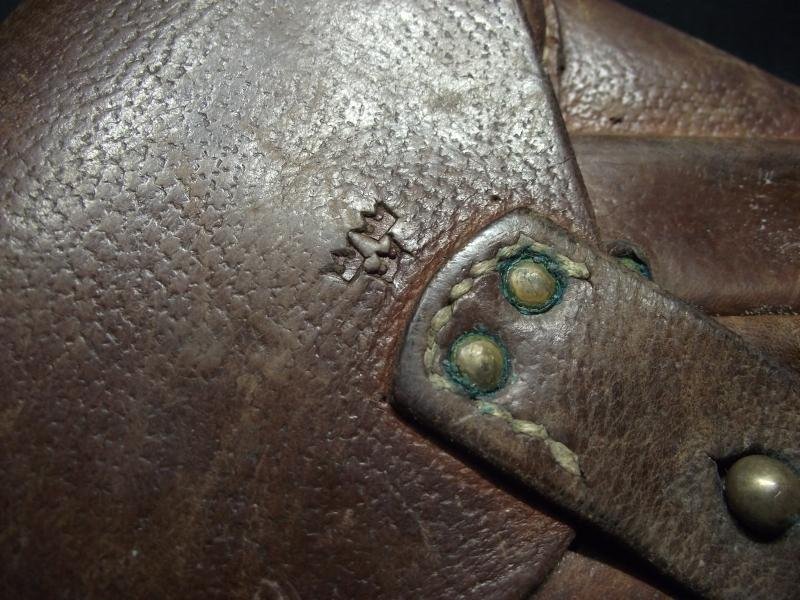 Swedish M/1940 Lahti Pistol Holster and Tools. — image 5