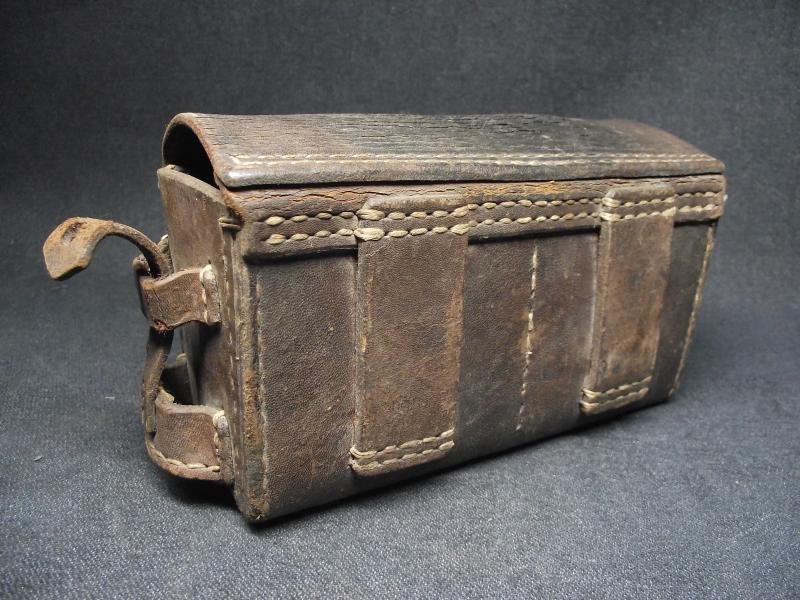 Rare Pre WW1 IJA Type 30/38 Rifle Rear Ammo Pouch. — image 3