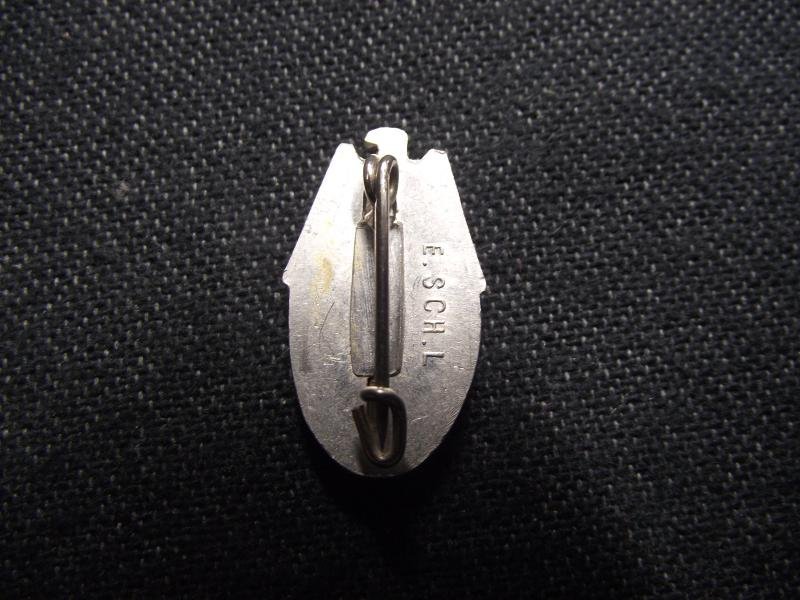 1938 Dated Hitler Youth Sports Participants Badge. — image 3