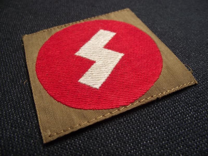 Deutsche Jungvolk Cloth Sleeve Badge Insignia with Paper RZM Tag — image 2