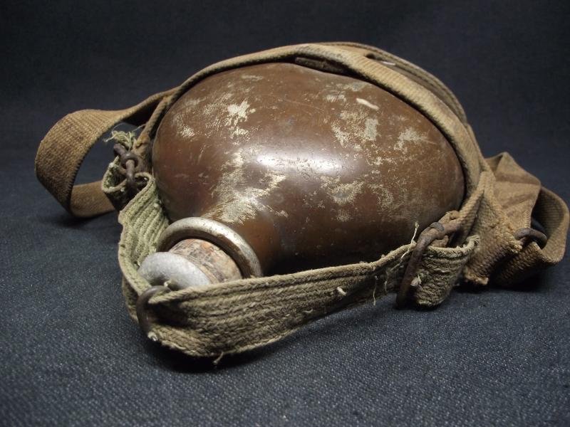 WW2 Japanese Army Waterbottle / Canteen. — image 3