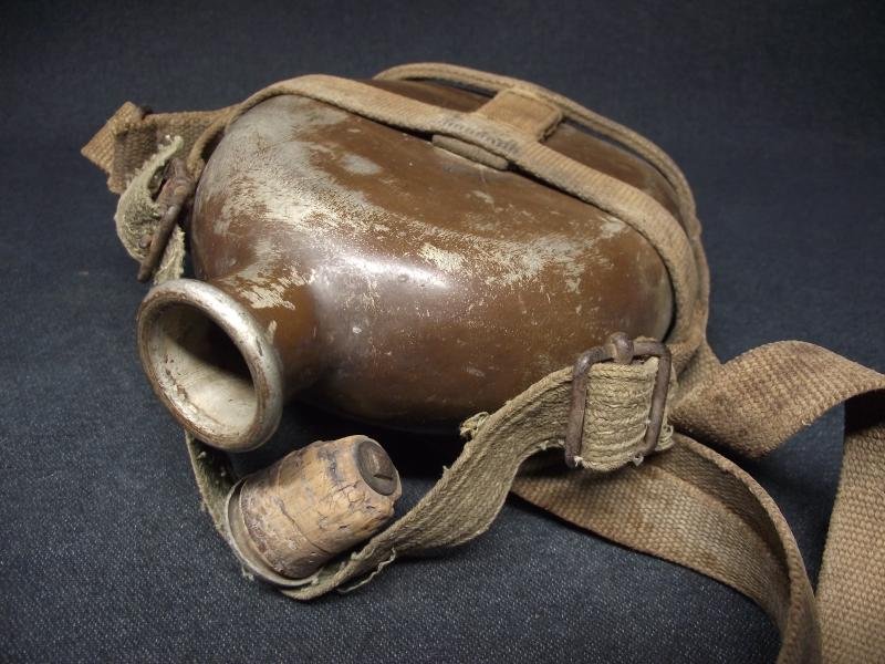WW2 Japanese Army Waterbottle / Canteen. — image 8