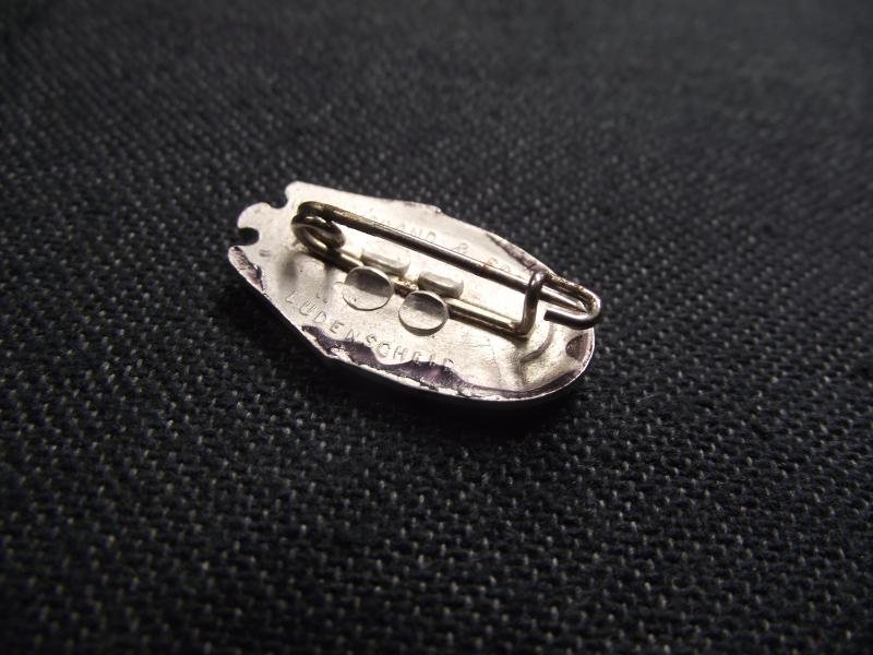 1937 Dated Hitler Youth Sports Participants Badge. — image 4